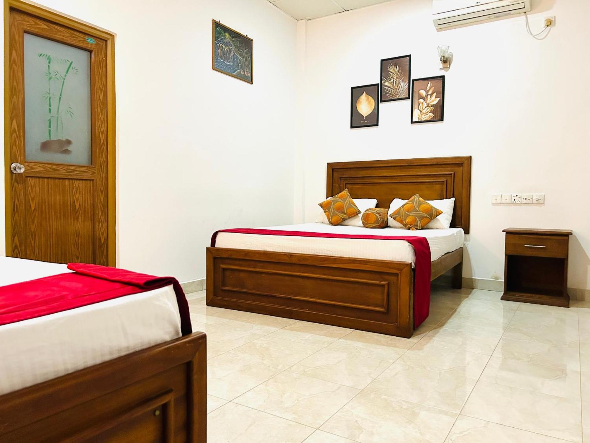 Royal Nest Bed and Breakfast Polonnaruwa Esterno foto